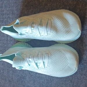 Nike Epic React Flyknit 2 mint green women's sneakers BQ8827-300